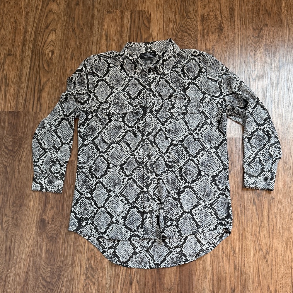 Sheer long sleeve Black and Gray Snake Print Shirt